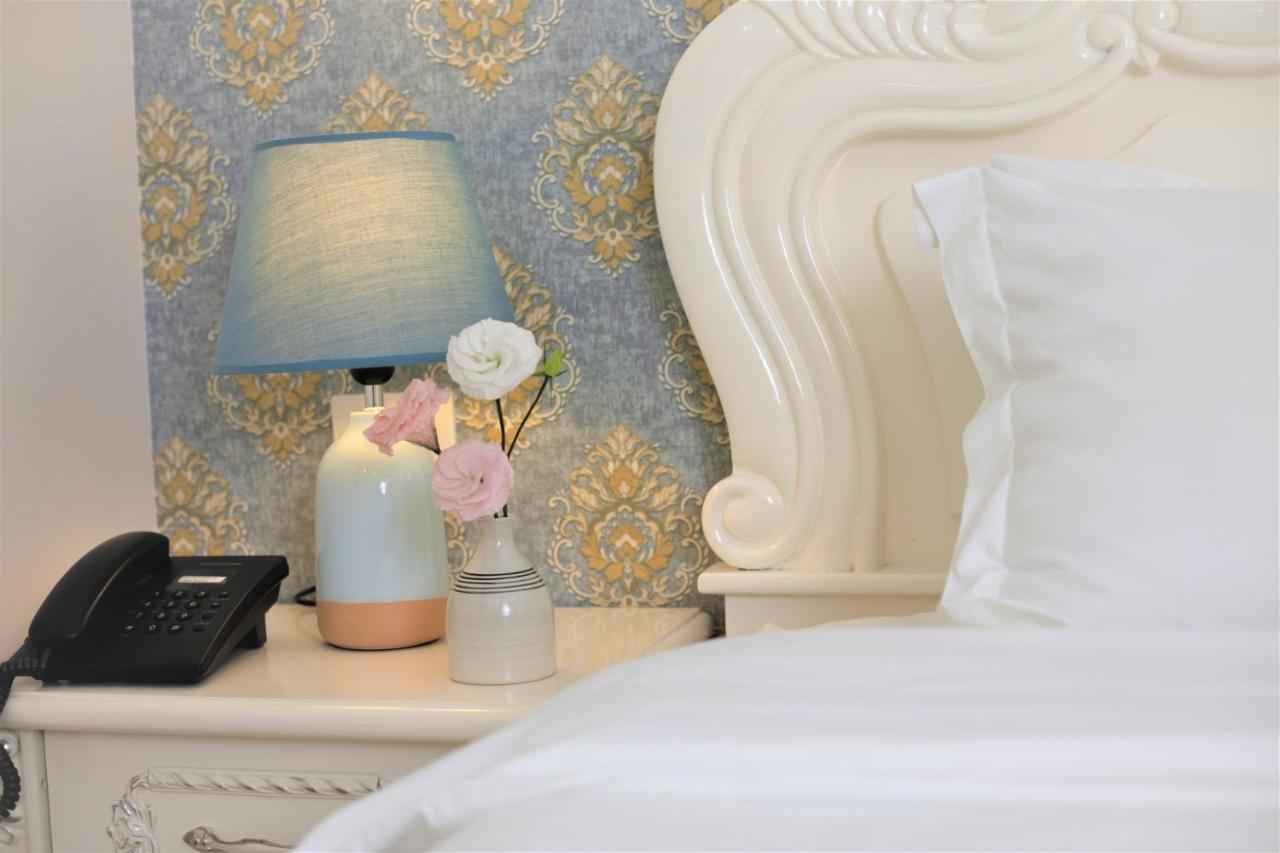 Phoenix Hotel Hạ Long Extérieur photo